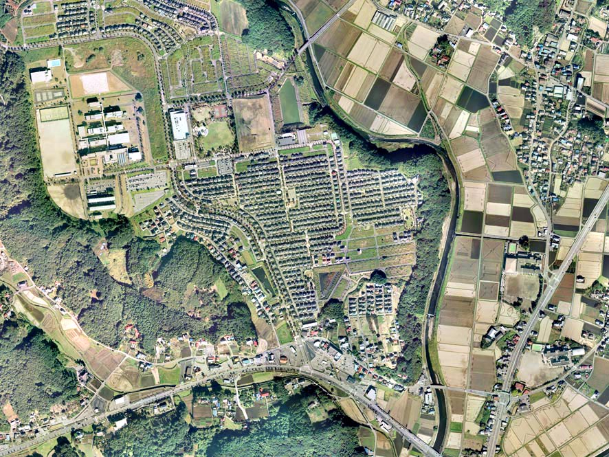 福井百年を翔ぶ　 置県100年記念・航空写真 福井百年を翔ぶ 置県100年記念・航空写真 - メルカリ